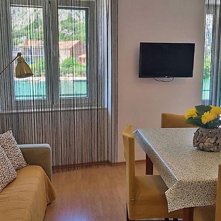 Apartment Mandic Omiš Εξωτερικό φωτογραφία